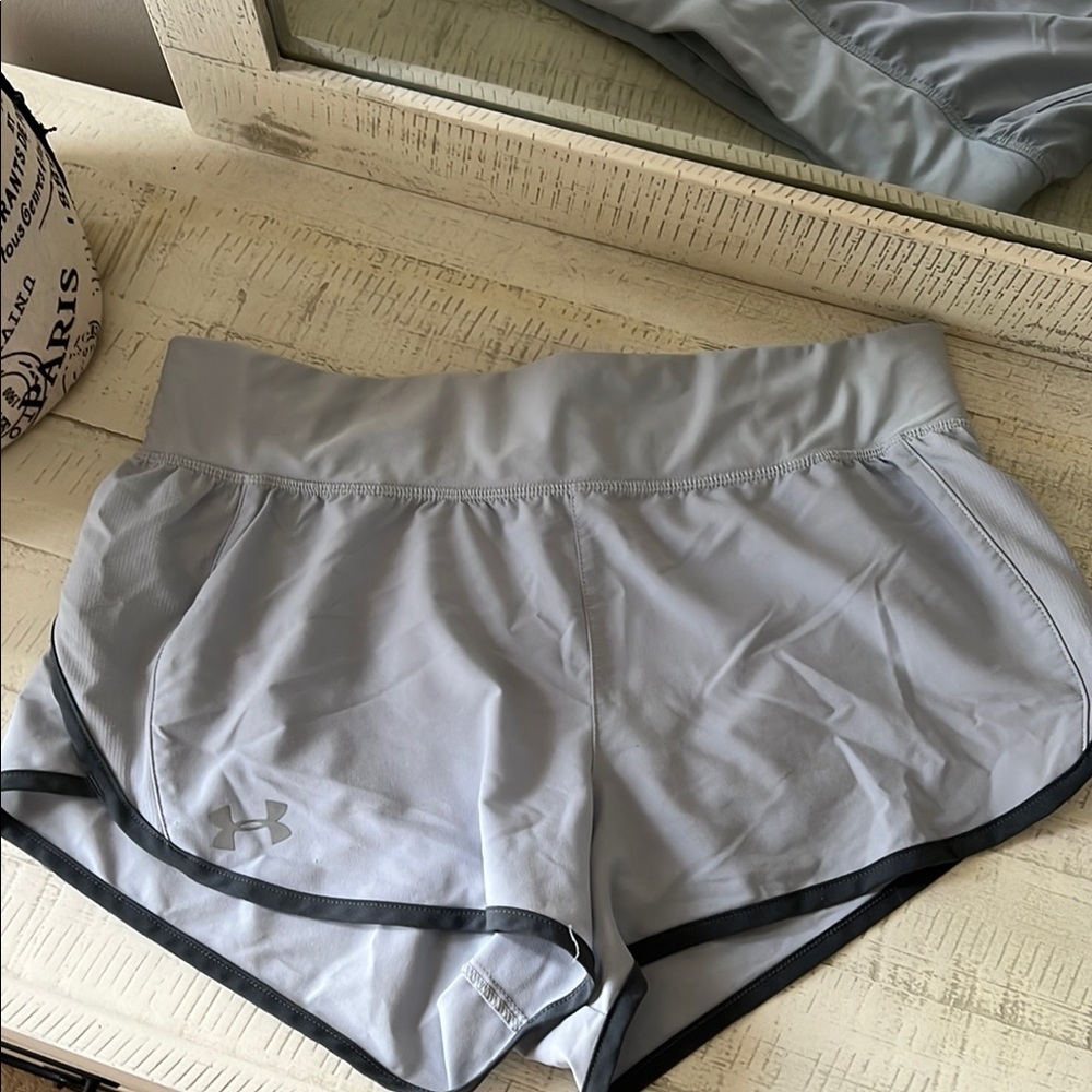 Under Armour Gray Athletic Shorts Moisture-Wicking Performance